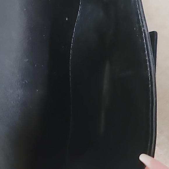 EUC - Men's Gucci wallet - Picture 8 of 9